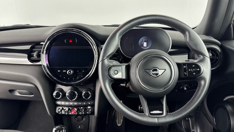 MINI Hatchback 1.5 Cooper Sport 3dr Auto [Nav Pack] Petrol Hatchback